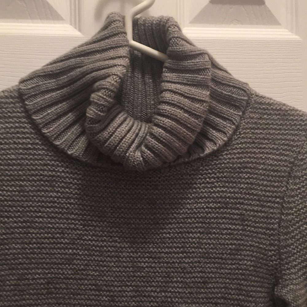 Sweater - Picture 2 of 3